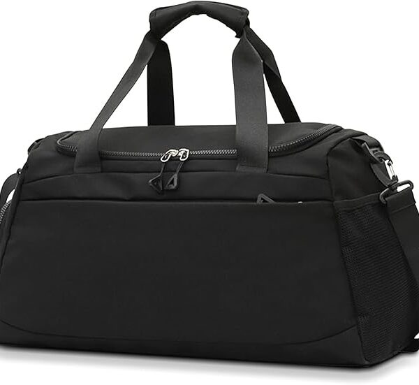 Multi-purpose high-capacity travel and gym duffel bag with pockets